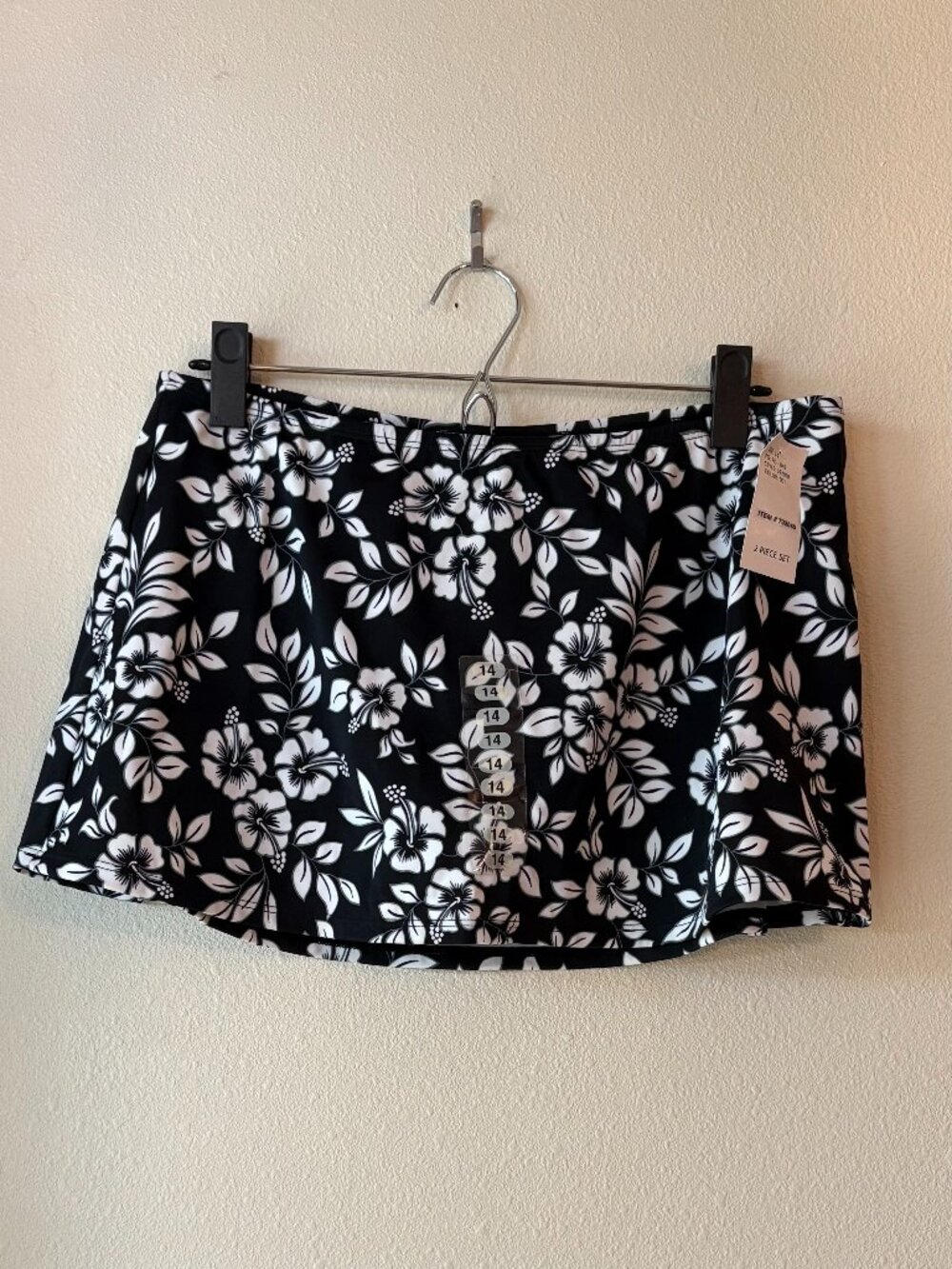 NWT Jantzen Two Piece Set Black White Tropical Hibiscus Floral Print Size 14